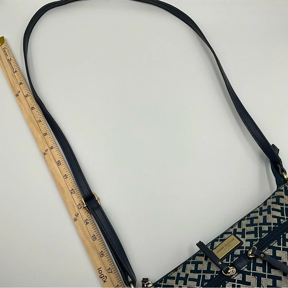 Tommy Hilfiger Crossbody Bag Navy and Cream